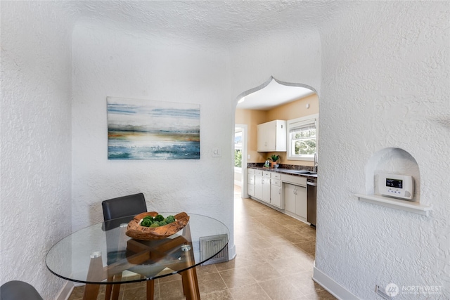 8607 15th Ave NE, Seattle, WA 98115 - photo 14