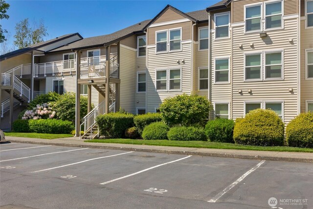 12303 Harbour Pointe Blvd Unit S104, Mukilteo, WA 98275 - view of property with uncovered parking