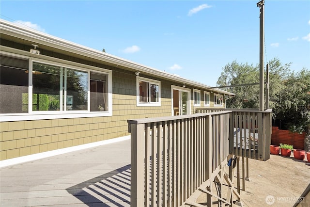 2120 Seaview St W, University Place, WA 98466 - view of wooden deck