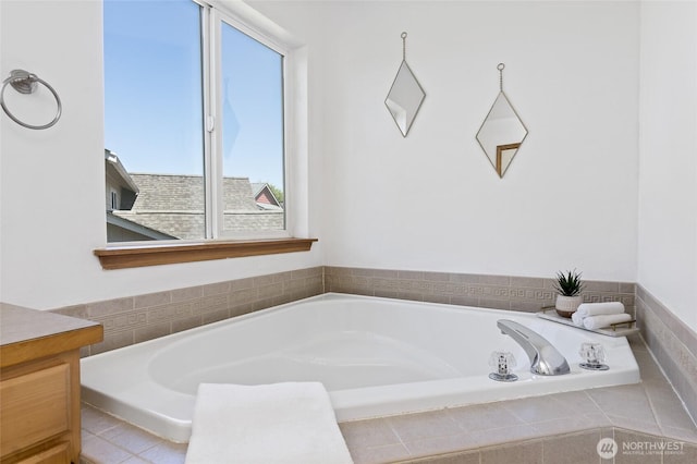 21012 82nd St E, Bonney Lake, WA 98391 - full bath featuring a bath and vanity