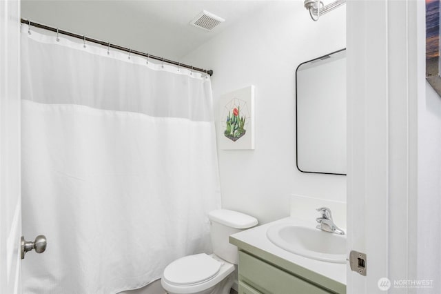 1344 E Deborah St, Moses Lake, WA 98837 - full bathroom featuring vanity and curtained shower