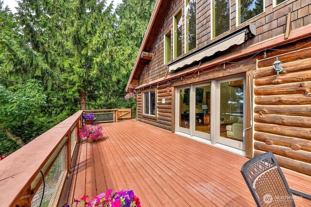 793 E Stadium Beach Rd W, Grapeview, WA 98546 - view of wooden terrace
