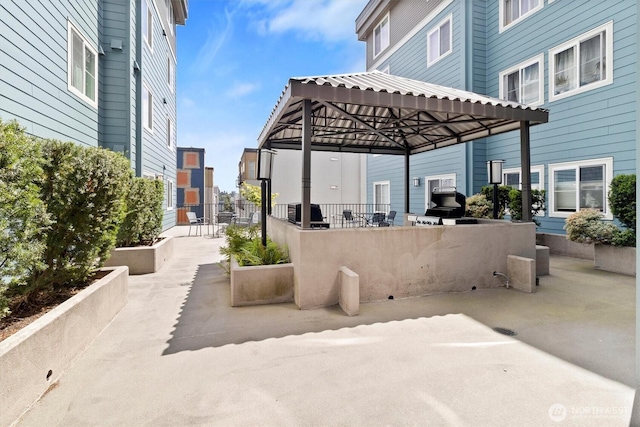 300 10th Ave Unit B310, Seattle, WA 98122 - view of patio with a gazebo