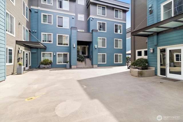 300 10th Ave Unit B310, Seattle, WA 98122 - view of patio / terrace