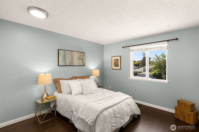 35404 18th Ave SW, Federal Way, WA 99023 - bedroom featuring wood finished floors and a textured ceiling
