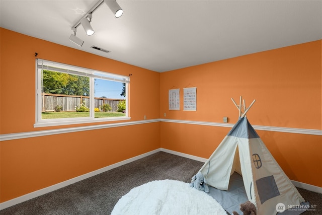 35404 18th Ave SW, Federal Way, WA 99023 - recreation room featuring carpet flooring and track lighting