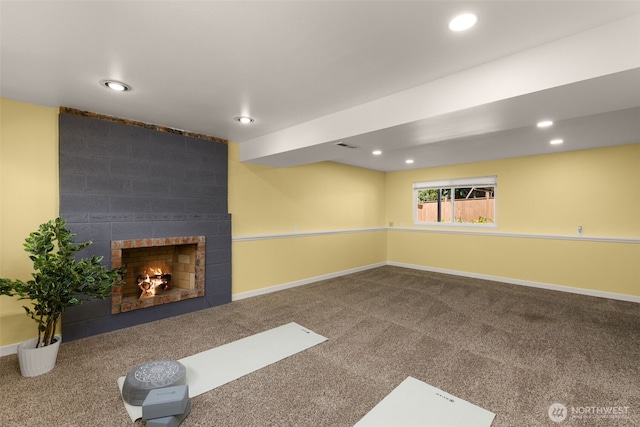 35404 18th Ave SW, Federal Way, WA 99023 - below grade area featuring recessed lighting, carpet flooring, and a fireplace
