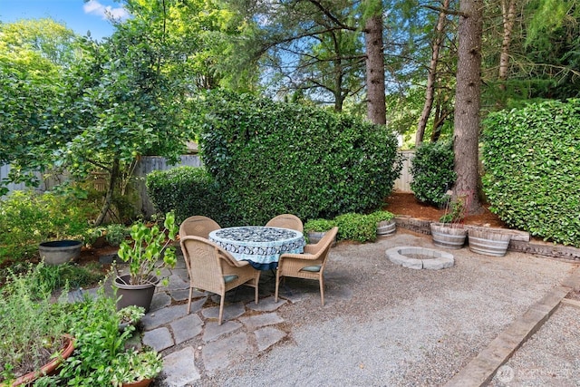 3216 142nd Pl NE, Bellevue, WA 98007 - view of patio / terrace with outdoor dining space