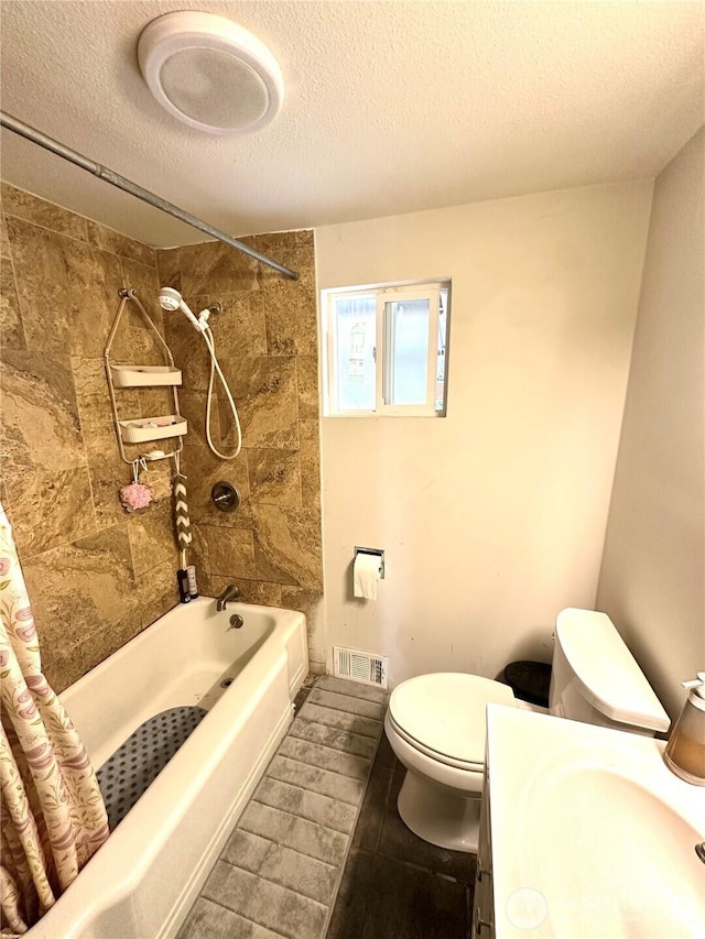 10204 19th Ave SW, Seattle, WA 98146 - full bathroom with a textured ceiling, shower / bath combo with shower curtain, and vanity