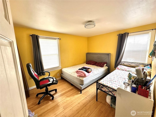 10204 19th Ave SW, Seattle, WA 98146 - bedroom with wood finished floors and baseboards