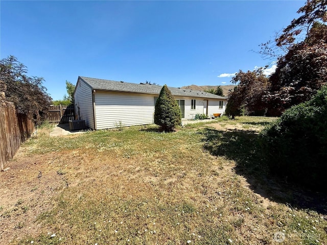 1700 Lincoln Park Cir, Wenatchee, WA 98801 - rear view of house