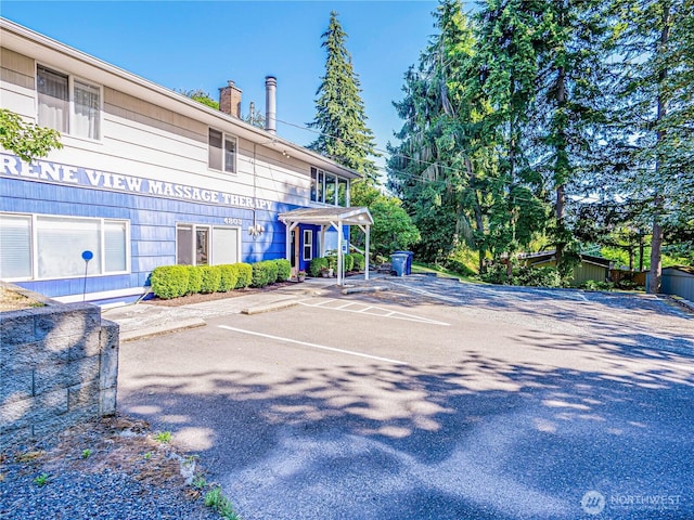 4803 84th St SW, Mukilteo, WA 98275 - view of uncovered parking lot