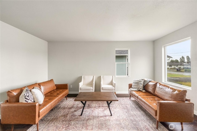 1608 W Market St, Aberdeen, WA 98520 - living room with baseboards