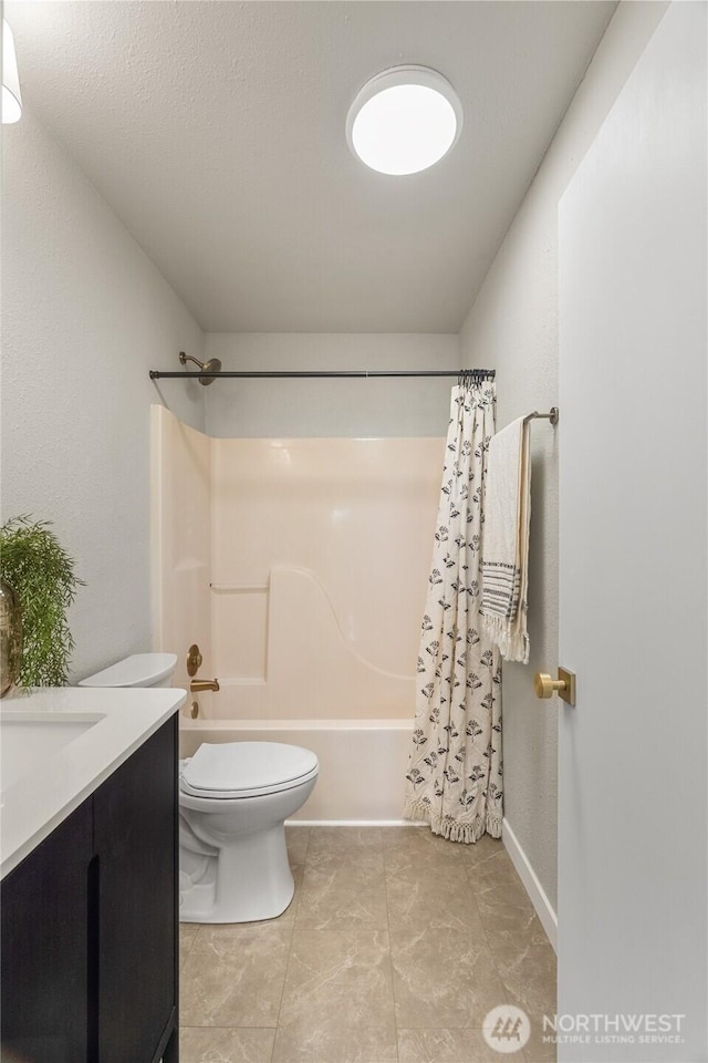 1608 W Market St, Aberdeen, WA 98520 - bathroom featuring shower / bathtub combination with curtain, vanity, and tile patterned floors
