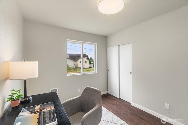 1608 W Market St, Aberdeen, WA 98520 - office featuring wood finished floors and baseboards