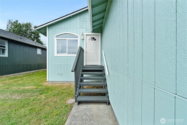 1604 W Market St, Aberdeen, WA 98520 - doorway to property featuring a lawn