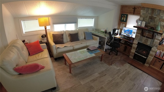 1200 Lincoln St Unit 148, Bellingham, WA 98229 - living room featuring an office area and a fireplace