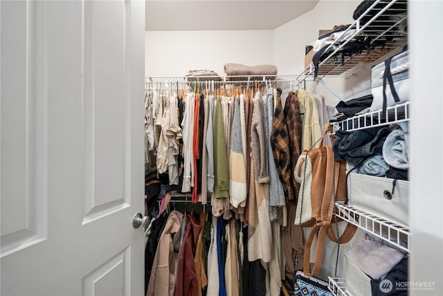 6547 Lindsay Ave SE Unit 18C, Auburn, WA 98092 - view of walk in closet
