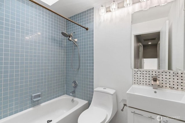 2819 SW 350th Pl, Federal Way, WA 98023 - full bathroom with shower / tub combination and vanity