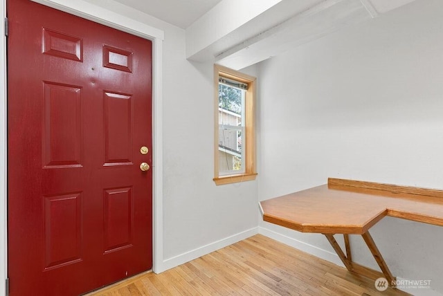 2819 SW 350th Pl, Federal Way, WA 98023 - entryway featuring baseboards and light wood-type flooring