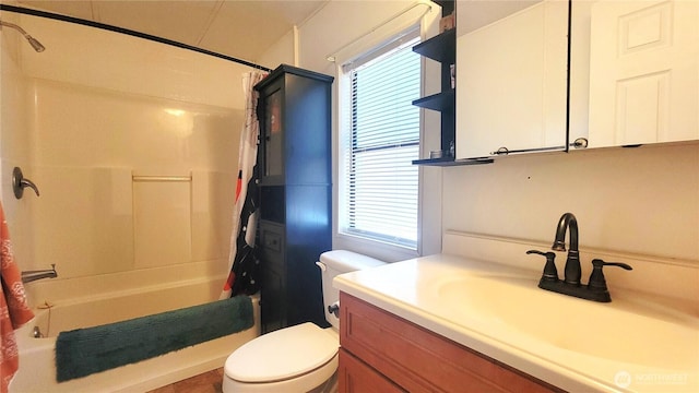 869 Mahogany Ln NW, Silverdale, WA 98383 - full bath with plenty of natural light, shower / bath combo with shower curtain, and vanity