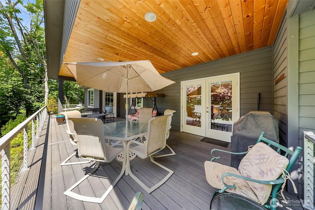 2620 Birch St, Bellingham, WA 98226 - deck with french doors and outdoor dining area