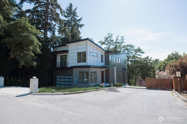 14737 56th Ave S, Tukwila, WA 98168 - view of contemporary home