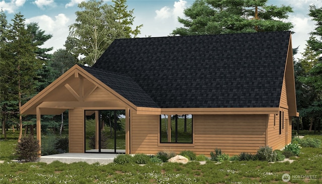 161 Plateau Loop, Cle Elum, WA 98922 - back of house featuring a shingled roof and a patio