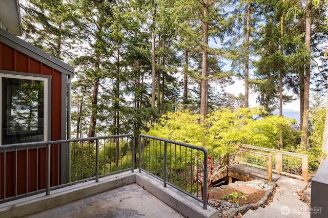 222 Rhodena Dr, Coupeville, WA 98239 - view of balcony