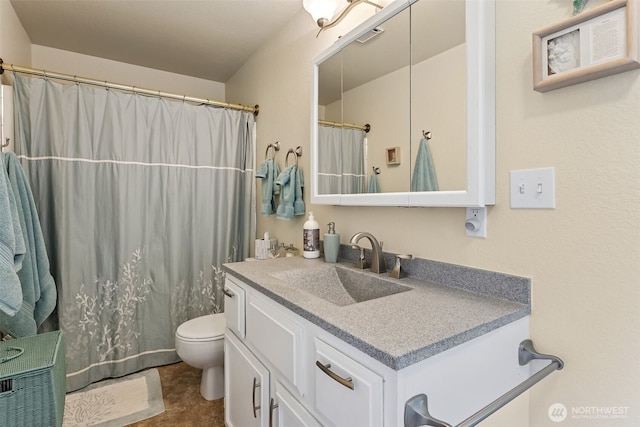 1311 Ocean Shores Blvd SW Unit 5, Ocean Shores, WA 98569 - full bath with vanity and a shower with shower curtain
