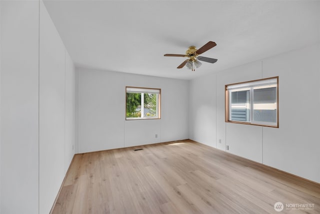 32820 20th Ave S Unit 35, Federal Way, WA 98003 - unfurnished room with light wood-type flooring and ceiling fan