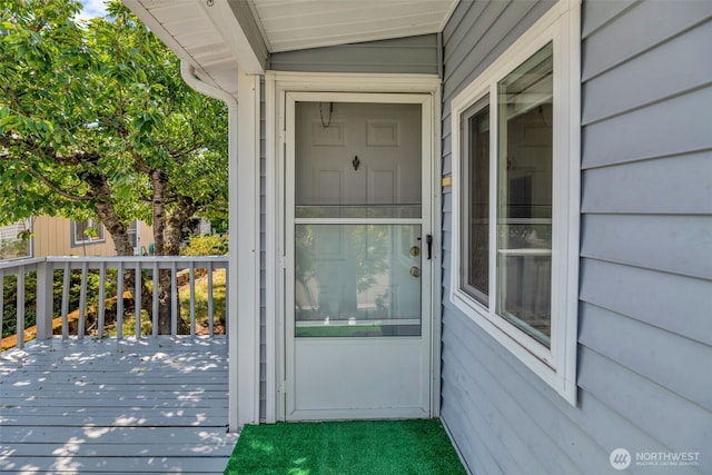32820 20th Ave S Unit 35, Federal Way, WA 98003 - view of exterior entry featuring a wooden deck
