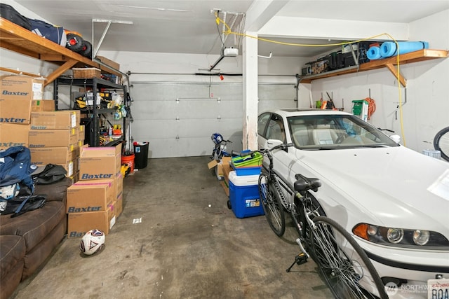 10421 19th Ave SE, Everett, WA 98208 - garage featuring a garage door opener