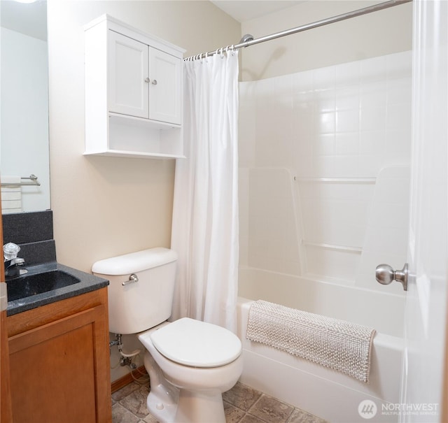 12723 35th Ave NE Unit B, Seattle, WA 98125 - bathroom with vanity and shower / bathtub combination with curtain