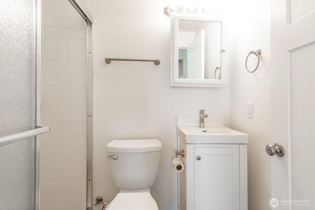 3827 Wetmore Ave, Everett, WA 98201 - bathroom with vanity and tiled shower