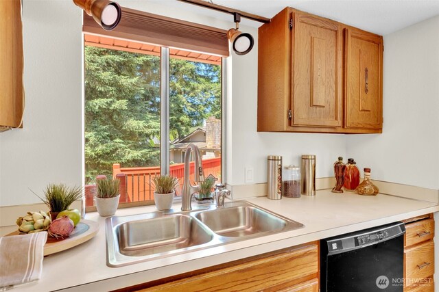 13009 111th Pl NE, Kirkland, WA 98034 - photo 18