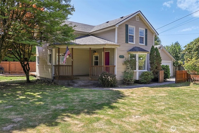 1425 N 1st Ave, Kelso, WA 98626 - traditional-style home featuring a porch and roof with shingles