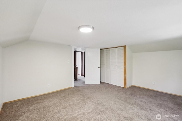1425 N 1st Ave, Kelso, WA 98626 - bonus room with carpet floors and vaulted ceiling