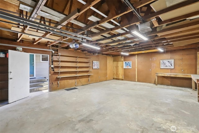 1425 N 1st Ave, Kelso, WA 98626 - view of garage