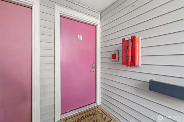 7453 Newcastle Golf Club Rd Unit L103, Newcastle, WA 98059 - entrance to property