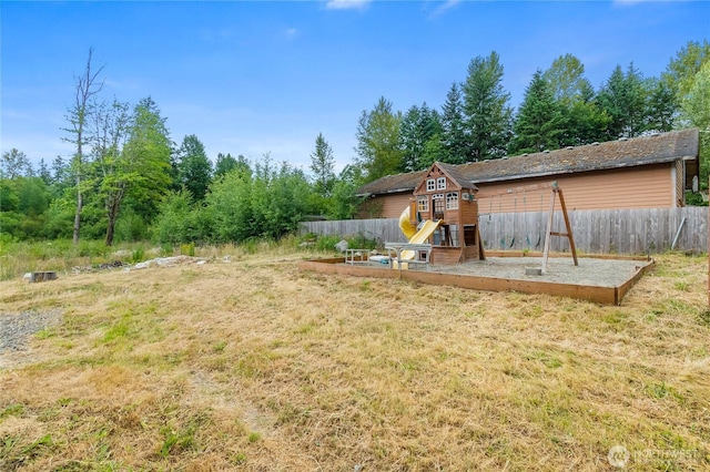 932 Tipsoo Loop N, Rainier, WA 98576 - view of yard featuring a playground