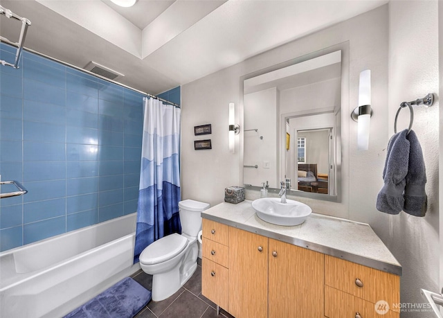 3104 Western Ave Unit 610, Seattle, WA 98121 - full bath with vanity, shower / tub combo with curtain, and tile patterned floors