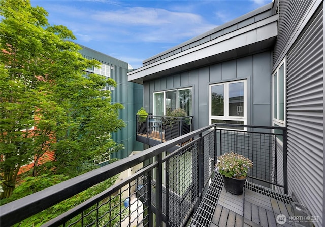 3104 Western Ave Unit 610, Seattle, WA 98121 - view of balcony