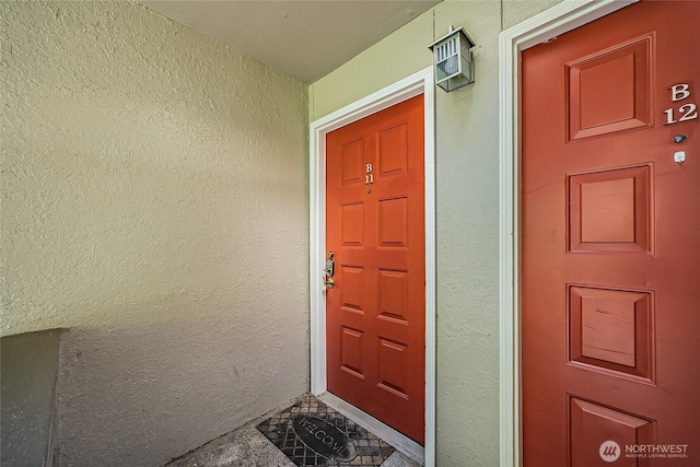 4164 Factoria Blvd SE Unit B11, Bellevue, WA 98006 - entrance to property with stucco siding
