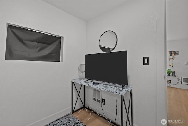 1027 E 47th St, Tacoma, WA 98404 - interior space featuring wood finished floors