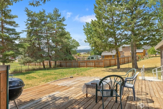 101 Twin Lakes Rd, Cle Elum, WA 98922 - wooden deck featuring a fenced backyard and area for grilling