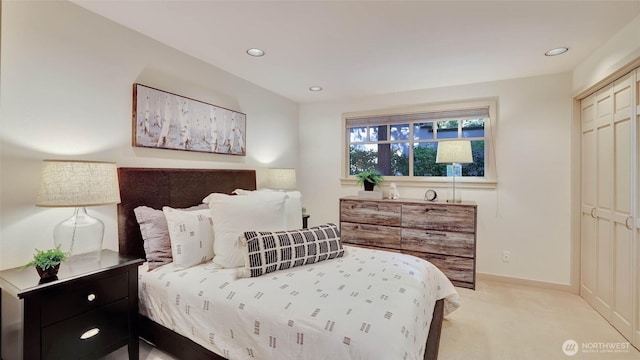 9411 SE 54th St, Mercer Island, WA 98040 - bedroom with light colored carpet, recessed lighting, and a closet