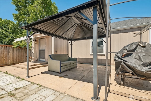1526 H St SE, Auburn, WA 98002 - view of patio with a gazebo