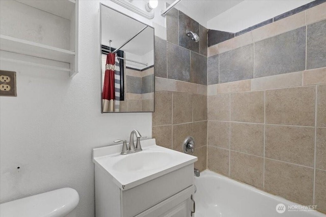 524 E 9th Ave, Spokane, WA 99202 - bathroom featuring shower / tub combination and vanity