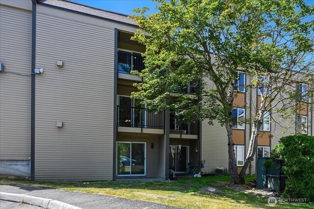 14600 NE 32nd St Unit I-16, Bellevue, WA 98007 - photo 1